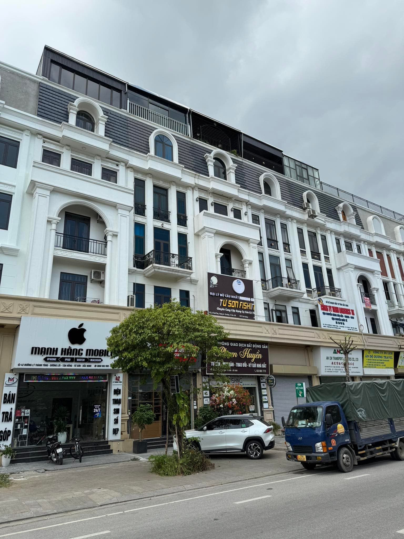 Khu phố cửa hàng Mạnh Hằng Mobile